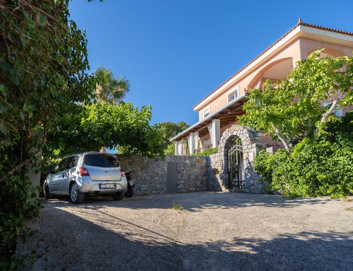 Dryades Villa Armenoi  Exterior photo