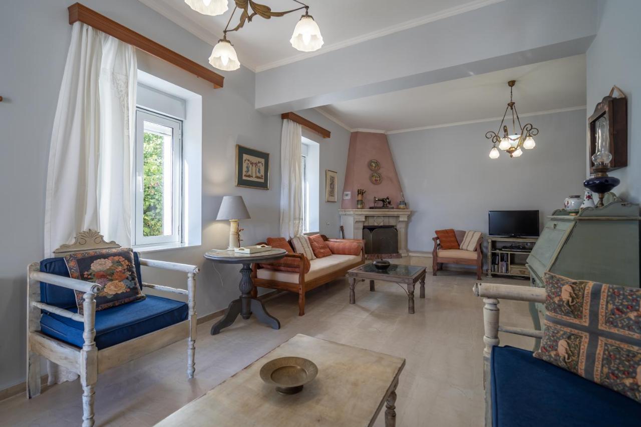 Dryades Villa Armenoi  Exterior photo